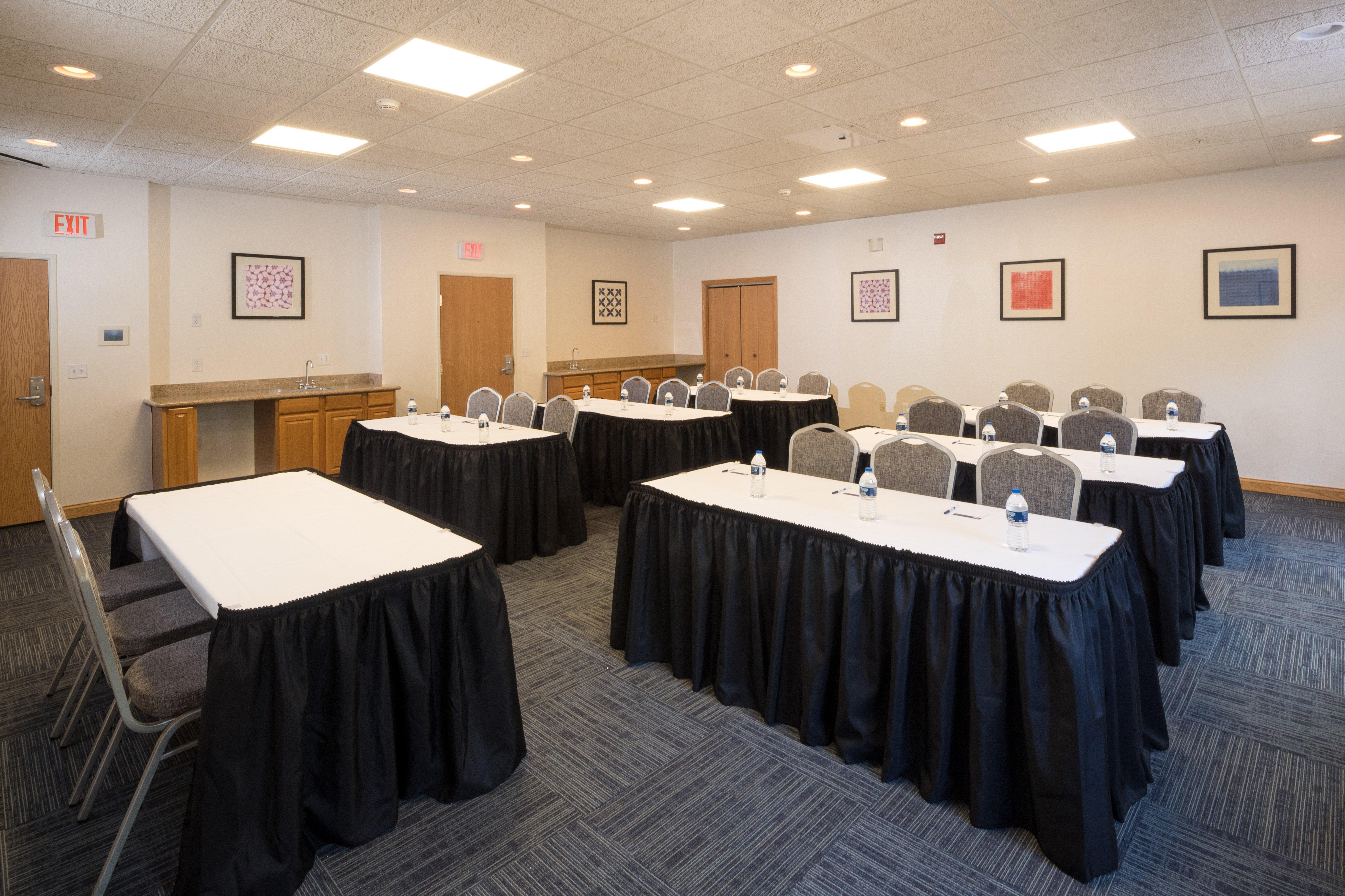 Holiday Inn Express Hotel & Suites Detroit-Utica By Ihg Exteriér fotografie