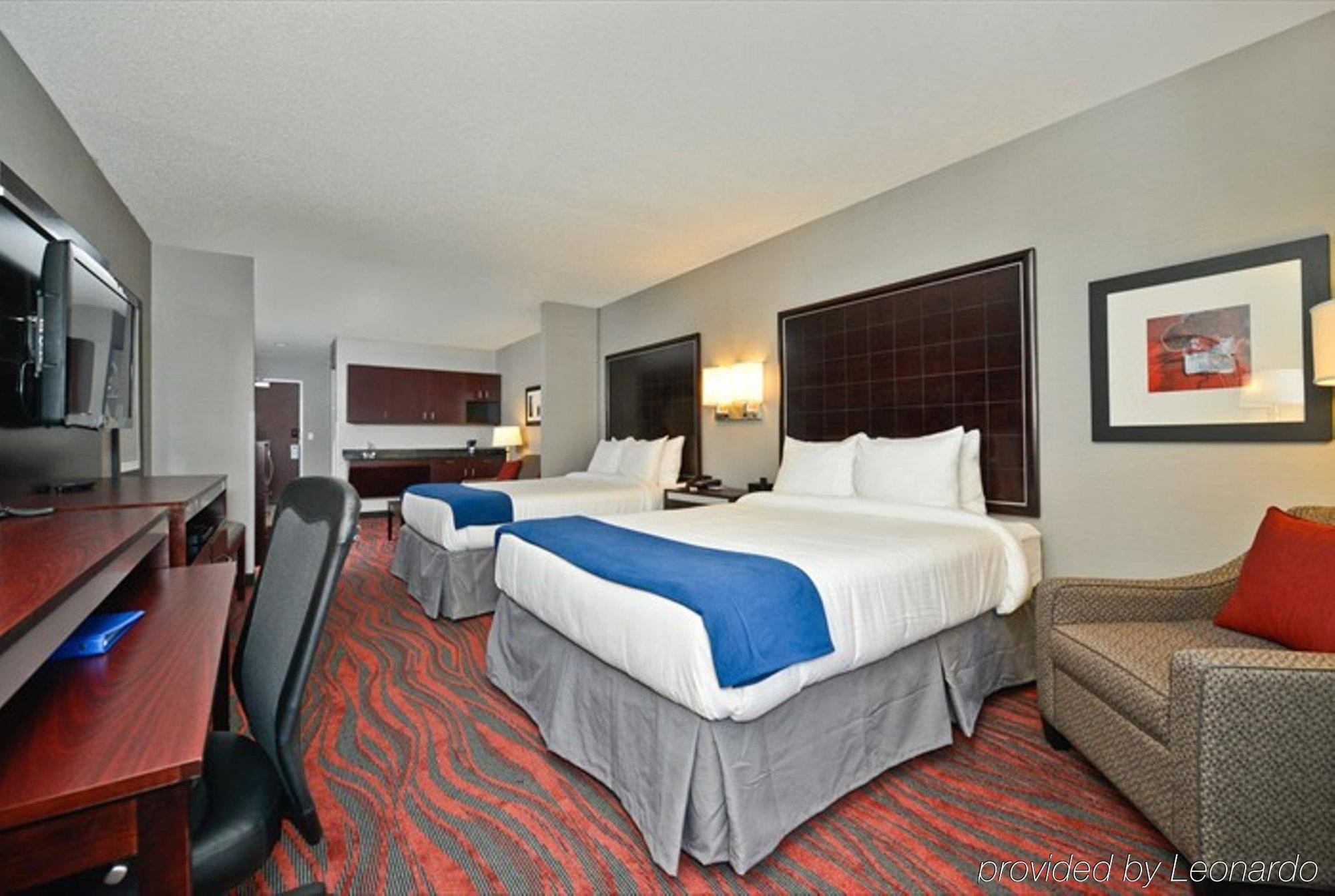 Holiday Inn Express Hotel & Suites Detroit-Utica By Ihg Exteriér fotografie